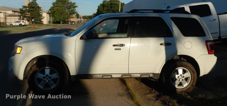 image for item DM3036 2011 Ford Escape XLT  SUV