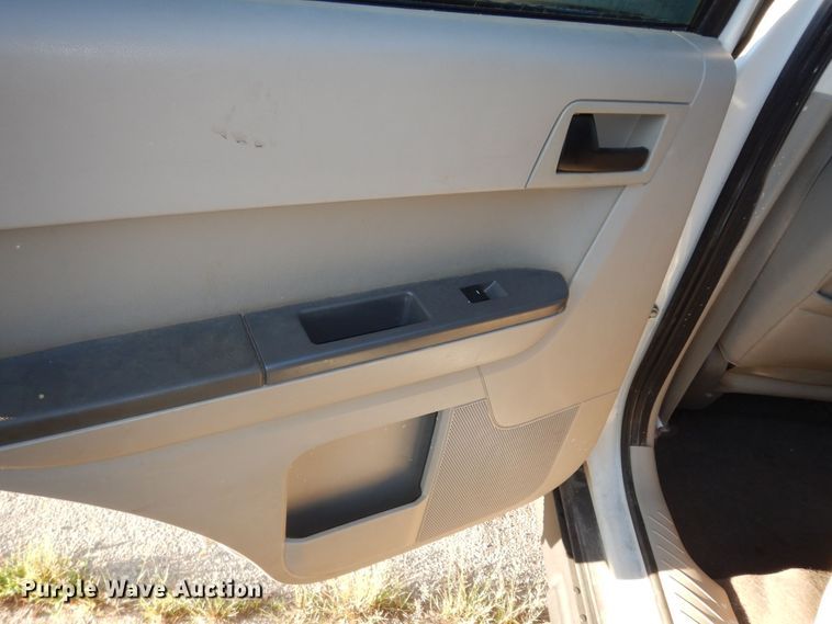 image for item DM3036 2011 Ford Escape XLT  SUV