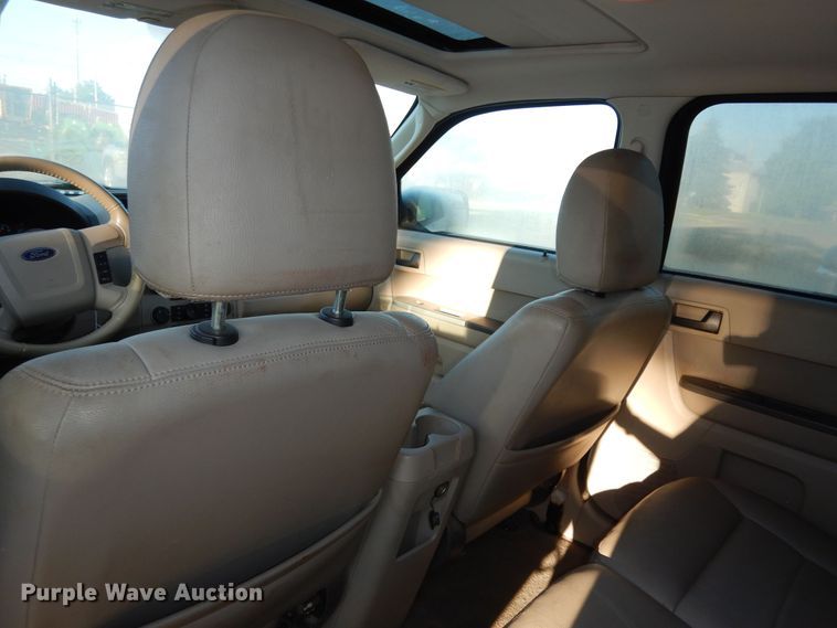 image for item DM3036 2011 Ford Escape XLT  SUV