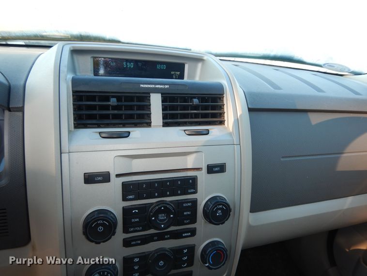 image for item DM3036 2011 Ford Escape XLT  SUV