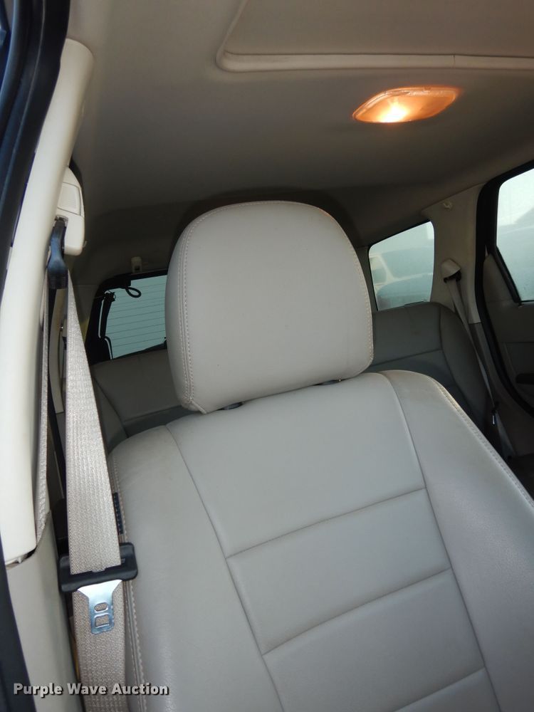 image for item DM3036 2011 Ford Escape XLT  SUV