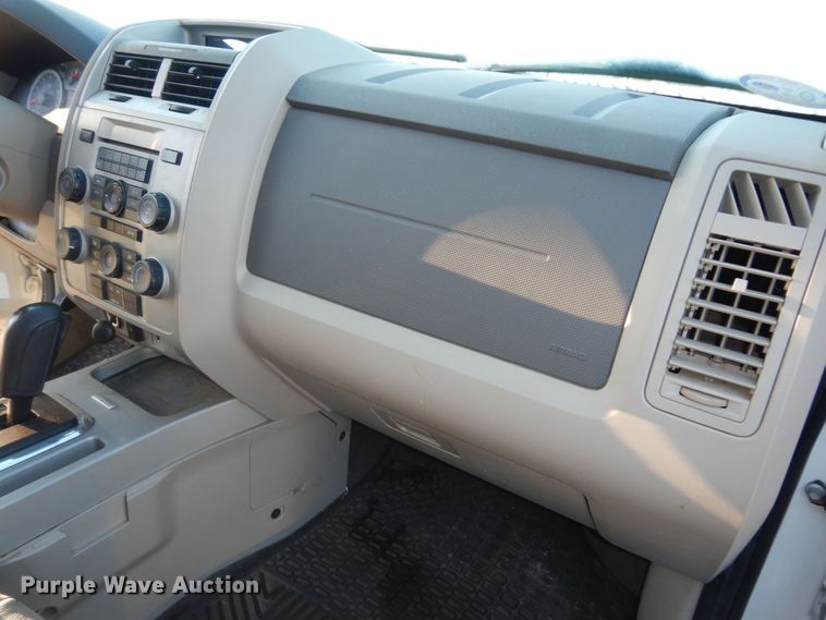 image for item DM3036 2011 Ford Escape XLT  SUV