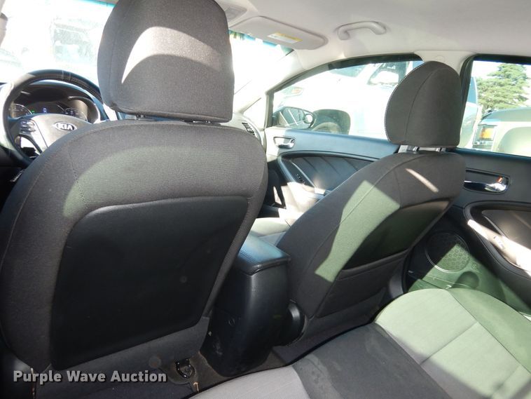 image for item DM3039 2016 Kia Forte EX