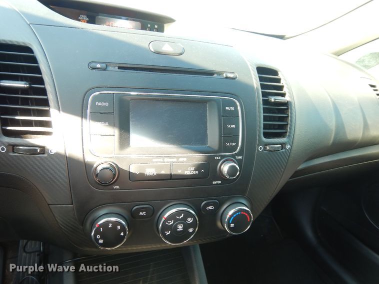 image for item DM3039 2016 Kia Forte EX