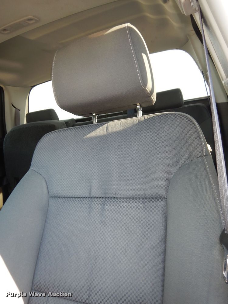 image for item DM3040 2015 Chevrolet Silverado 1500  Crew Cab pickup truck