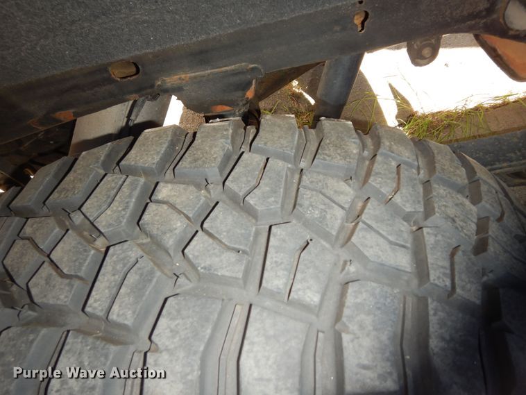 image for item DM3040 2015 Chevrolet Silverado 1500  Crew Cab pickup truck