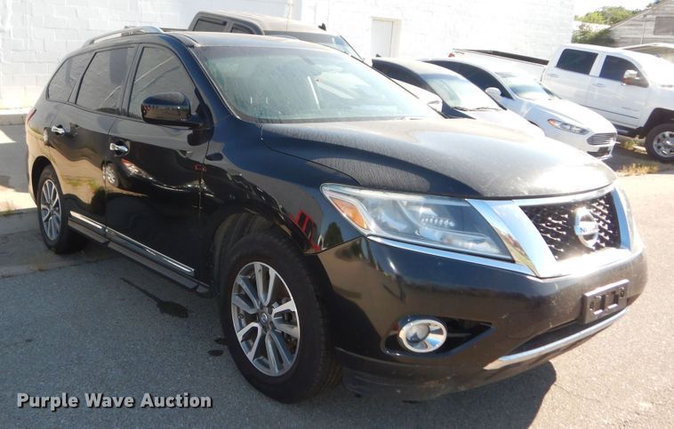 image for item DM3041 2013 Nissan Pathfinder SL  SUV