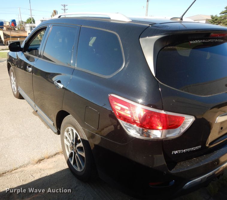 image for item DM3041 2013 Nissan Pathfinder SL  SUV