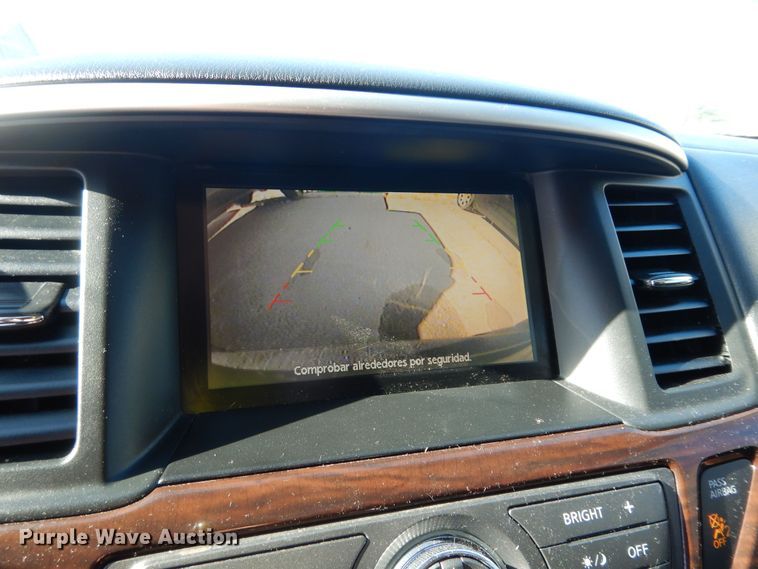 image for item DM3041 2013 Nissan Pathfinder SL  SUV