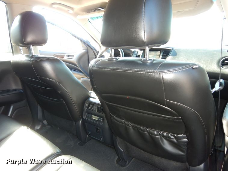 image for item DM3041 2013 Nissan Pathfinder SL  SUV