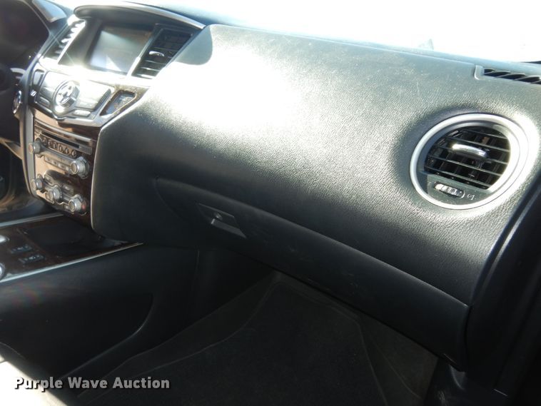 image for item DM3041 2013 Nissan Pathfinder SL  SUV