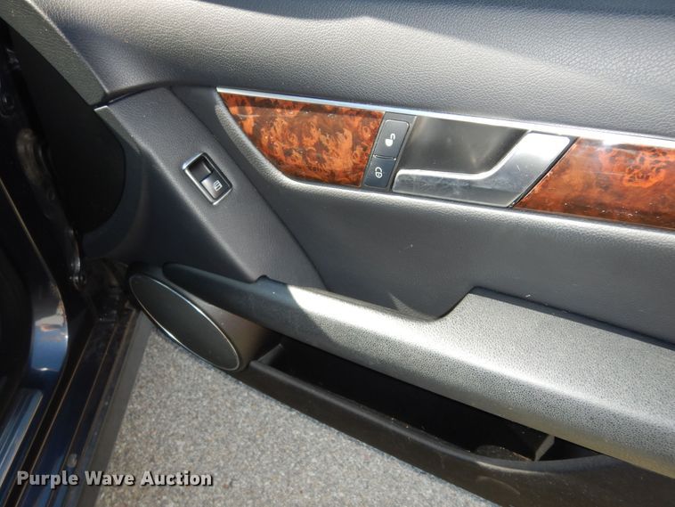 image for item DM3043 2013 Mercedes Benz C300