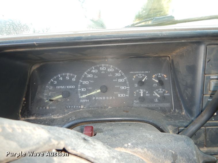 image for item DN1684 1997 Chevrolet C1500  Ext. Cab pickup truck