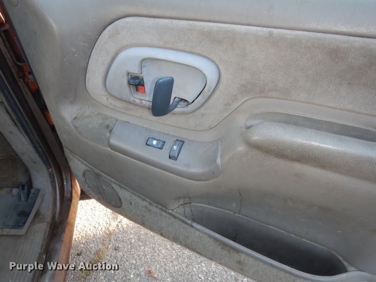 image for item DN1684 1997 Chevrolet C1500  Ext. Cab pickup truck