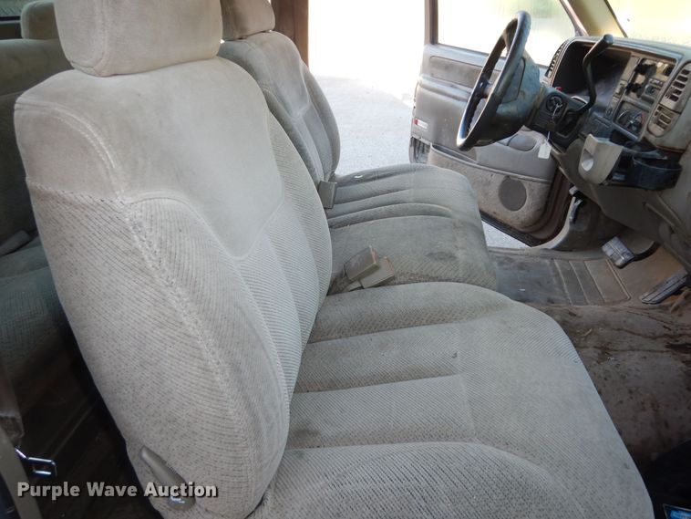 image for item DN1684 1997 Chevrolet C1500  Ext. Cab pickup truck