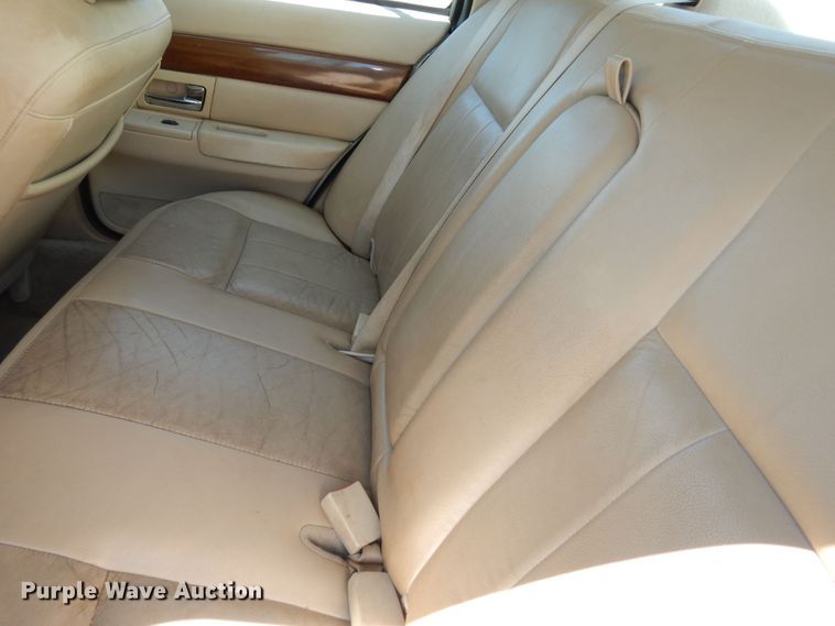 image for item DN1726 2006 Mercury Grand Marquis LS Limited