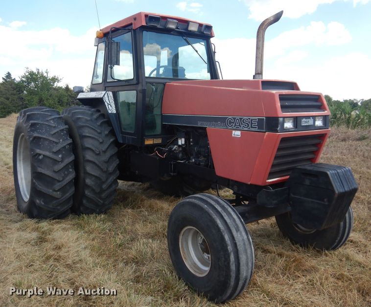 image for item DB7883 1984 Case IH 2594  tractor