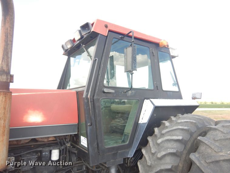 image for item DB7883 1984 Case IH 2594  tractor