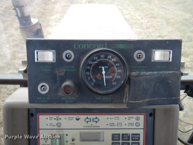 image for item DB7883 1984 Case IH 2594  tractor