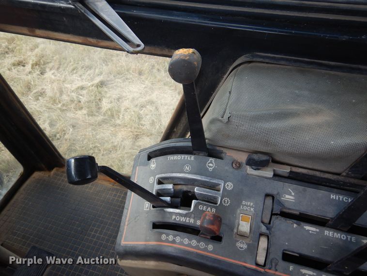 image for item DB7883 1984 Case IH 2594  tractor