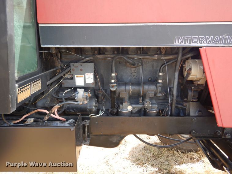 image for item DB7883 1984 Case IH 2594  tractor