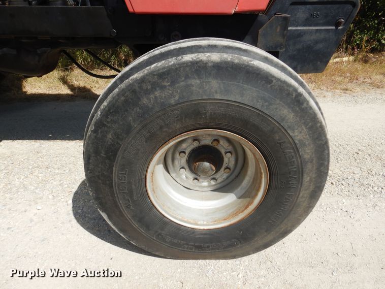 image for item DB7883 1984 Case IH 2594  tractor