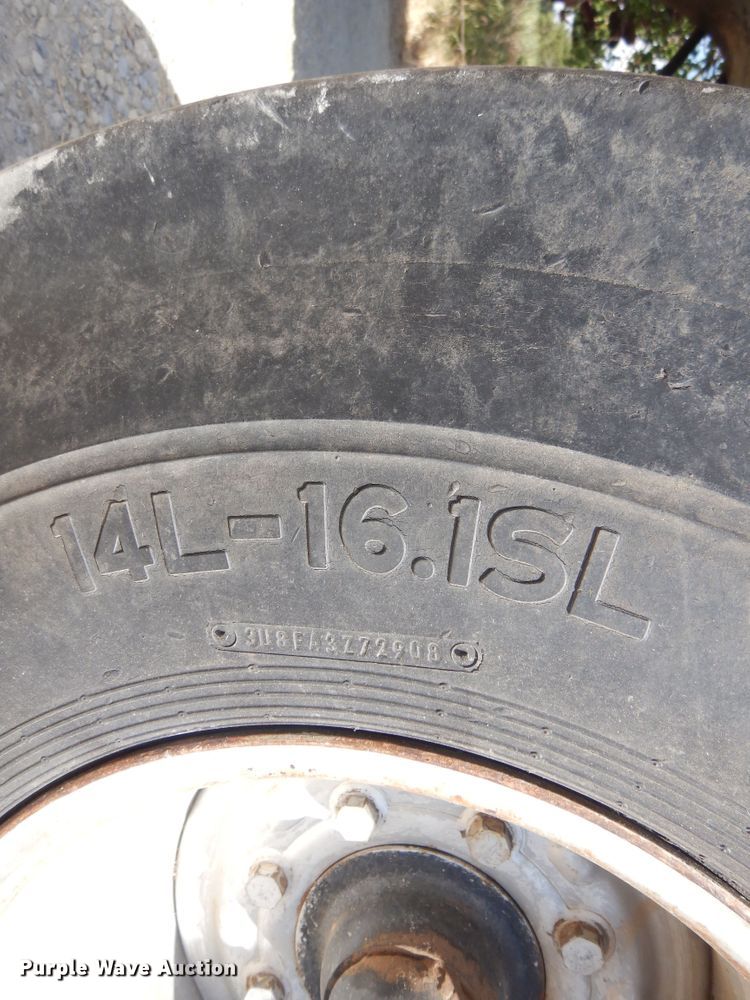 image for item DB7883 1984 Case IH 2594  tractor