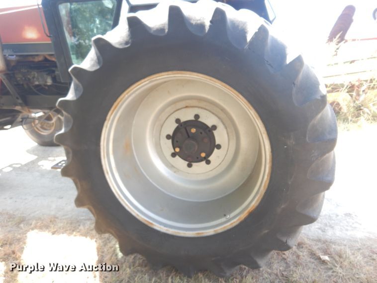image for item DB7883 1984 Case IH 2594  tractor