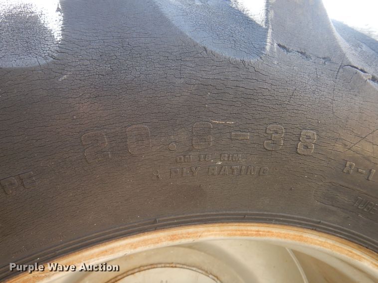 image for item DB7883 1984 Case IH 2594  tractor