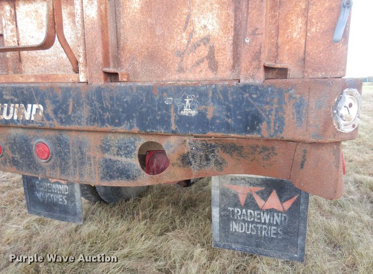 image for item DB7884 1966 Ford F600  grain truck