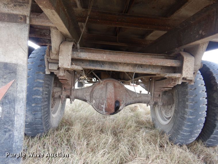 image for item DB7884 1966 Ford F600  grain truck