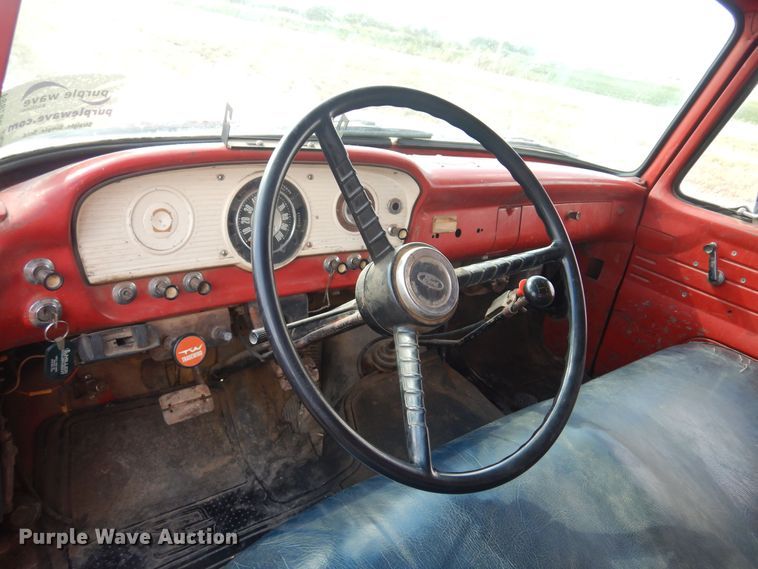 image for item DB7884 1966 Ford F600  grain truck