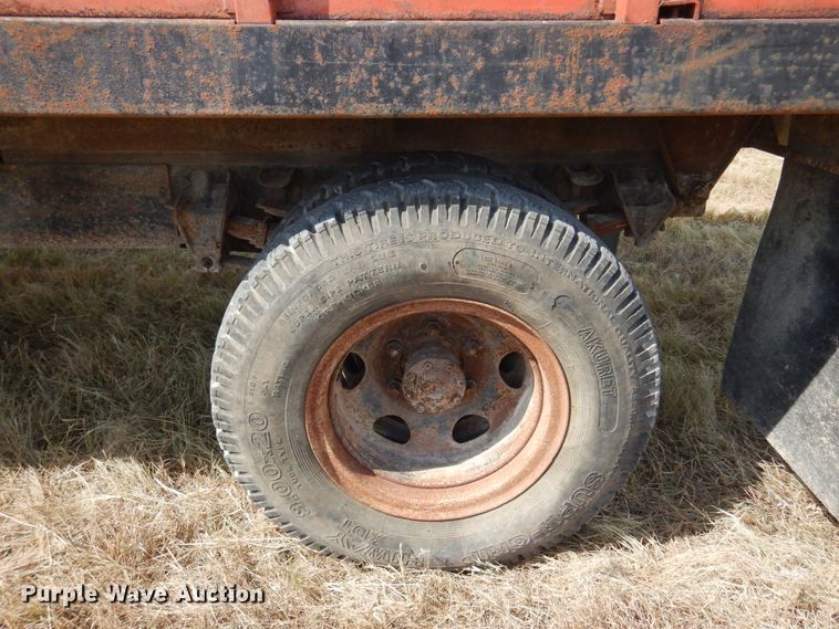 image for item DB7884 1966 Ford F600  grain truck