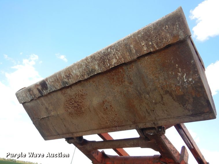 image for item DB7885 Allis Chalmers  track loader