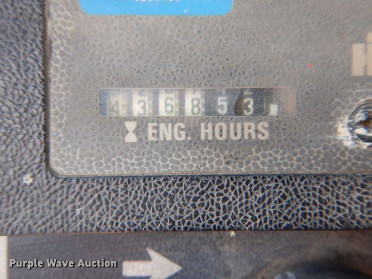 image for item DB7886 1979 International 1086  tractor