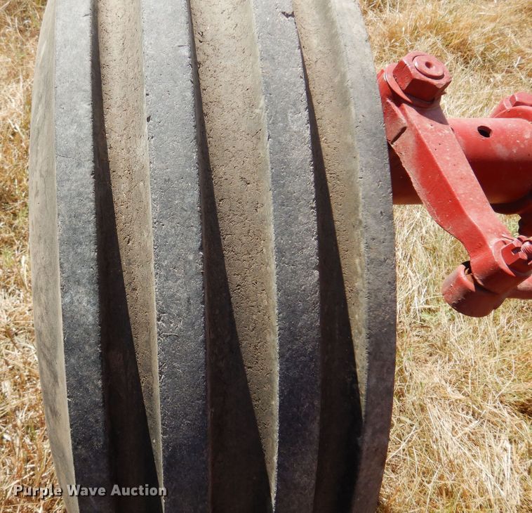 image for item DB7886 1979 International 1086  tractor