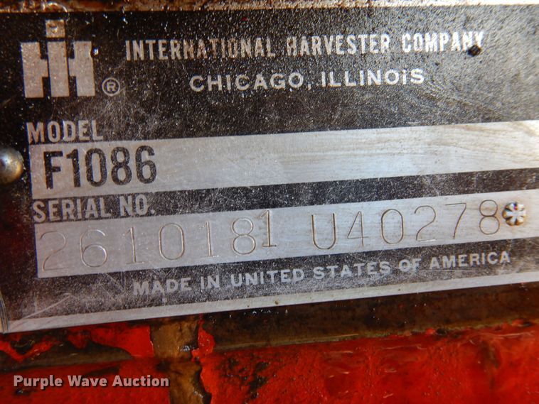 image for item DB7886 1979 International 1086  tractor