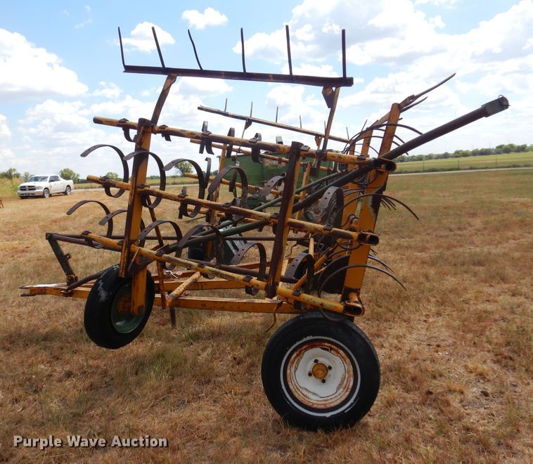 image for item DB7889 Spring tooth harrow