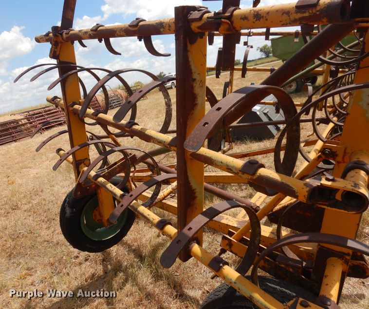 image for item DB7889 Spring tooth harrow