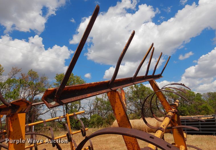 image for item DB7889 Spring tooth harrow