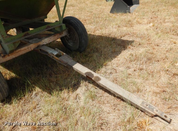 image for item DB7891 Huskee 165  gravity wagon