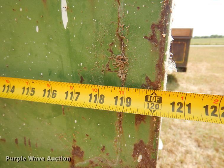 image for item DB7891 Huskee 165  gravity wagon