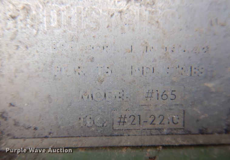 image for item DB7891 Huskee 165  gravity wagon