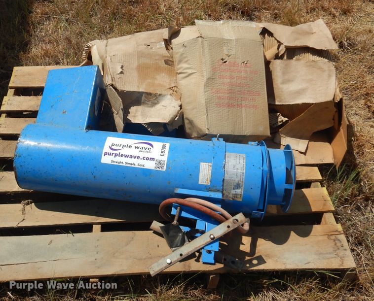 image for item DB7894 (2) Trojan 66B tank heaters