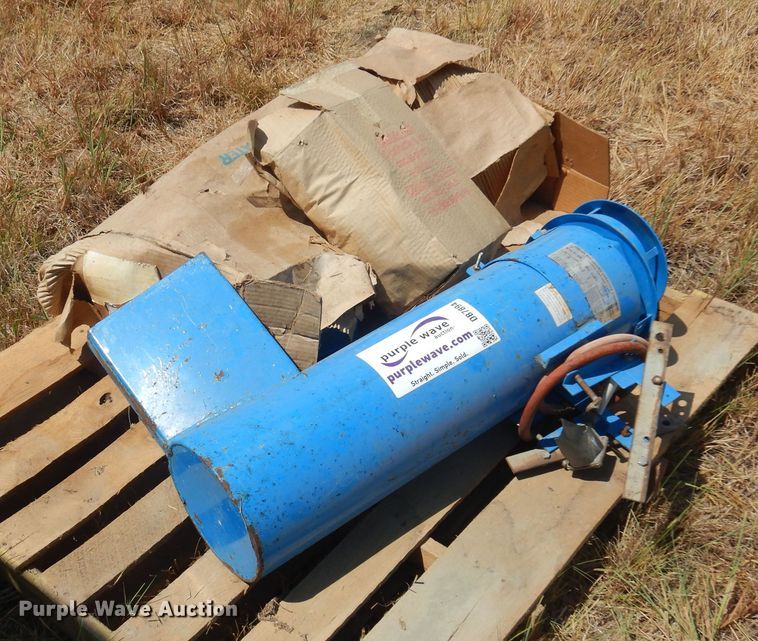 image for item DB7894 (2) Trojan 66B tank heaters