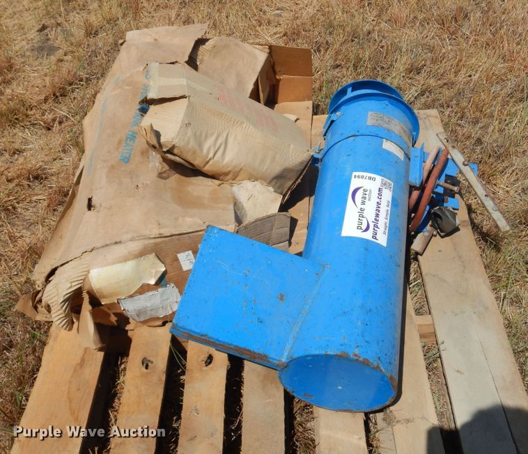 image for item DB7894 (2) Trojan 66B tank heaters