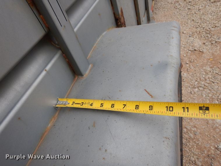 image for item DB7905 1999 Travalong  livestock trailer