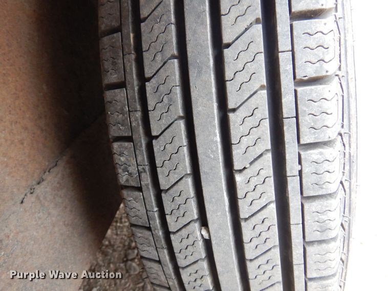 image for item DB7905 1999 Travalong  livestock trailer