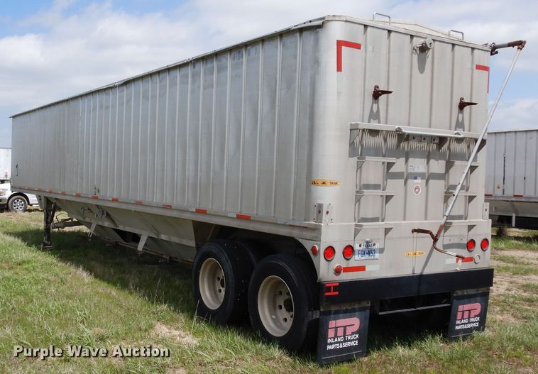 image for item DK0358 1991 J&L 990168  tank tender grain trailer