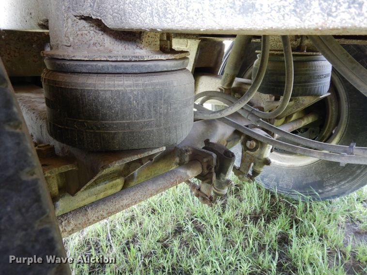 image for item DK0358 1991 J&L 990168  tank tender grain trailer